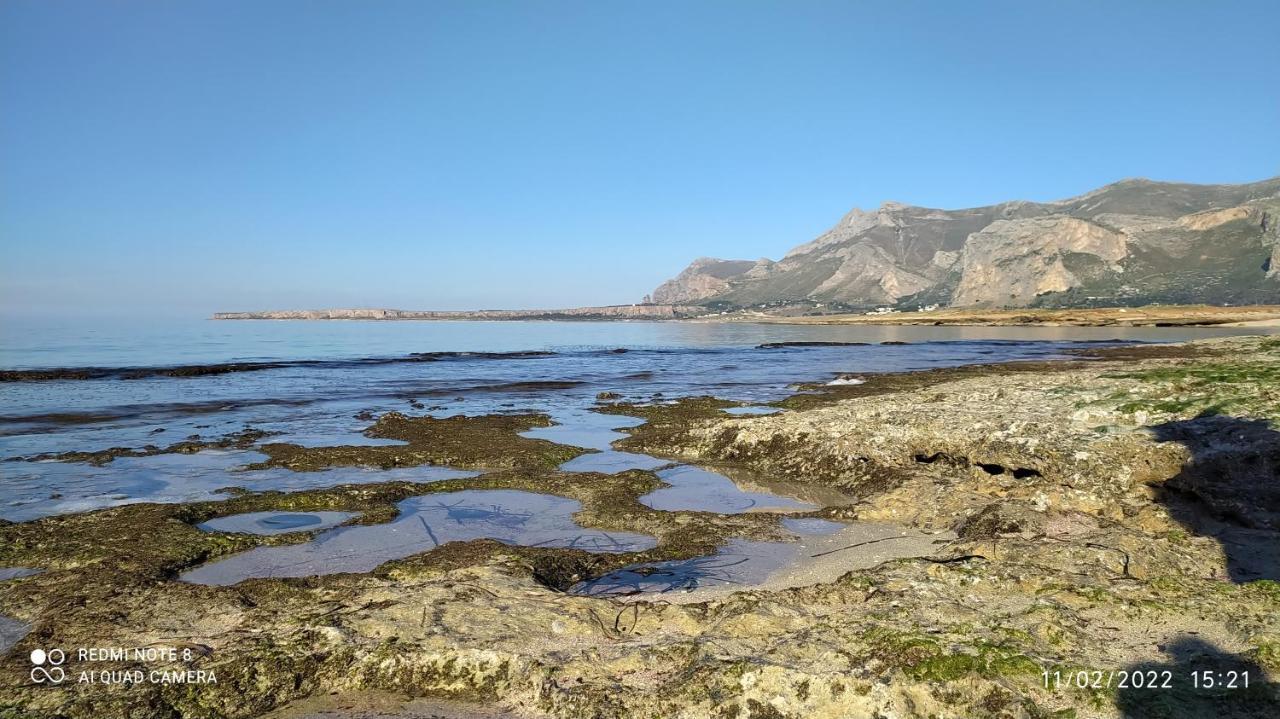 Case Cala Bucerno Castelluzzo Luaran gambar