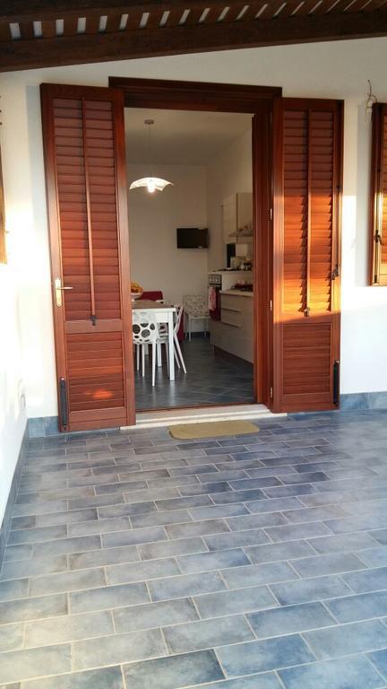 Case Cala Bucerno Castelluzzo Bilik gambar